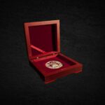 Червона подарункова коробка діаметр 45 мм - Зображення 3